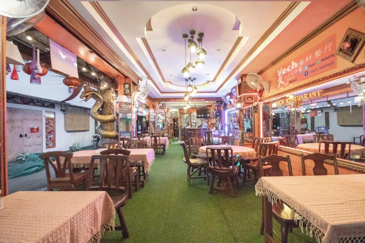 Vech Guesthouse Patong Luaran gambar