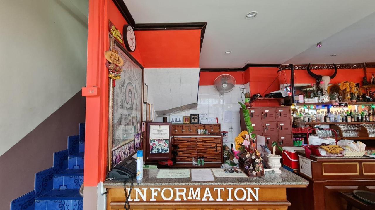 Vech Guesthouse Patong Luaran gambar
